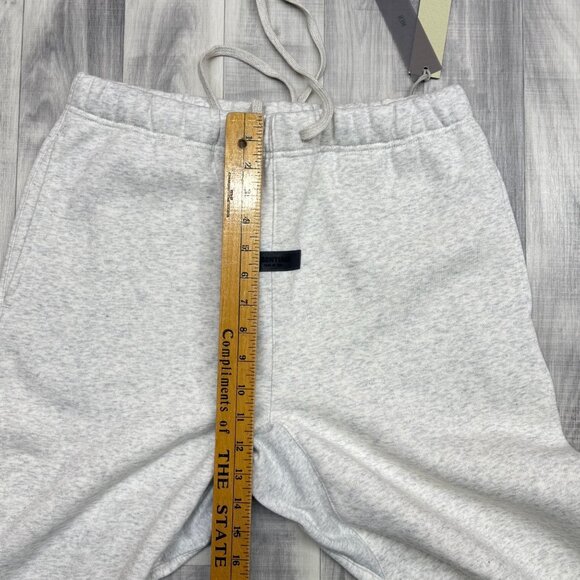 ✅Mens M Essentials Fear of God Gray/Light Oatmeal Sweatpants Joggers Drawstring - Picture 6 of 10